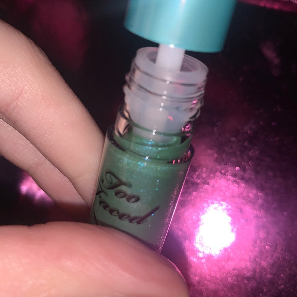 Too faced | Mermaid Tears Liquid Topper - Picture 2 of 8